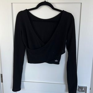 Alo women’s long sleeve cropped top